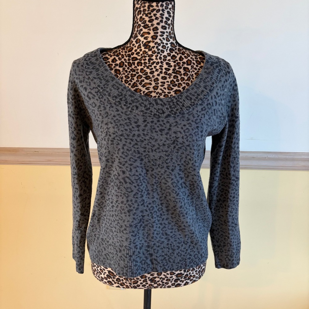 Calvin Klein Womens Gray Leopard Print Wool Blend‎ Scoop Neck Sweater Size M